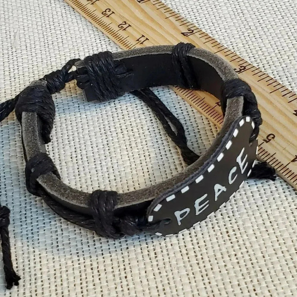 Hand Crafted Leather Peace Affirmation Bracelet Black White Adjustable - Picture 5 of 5